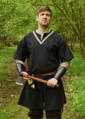 Mittelalter-Tunika Ailrik mit Bordüre, kurzarm, schwarz, Gr. 5XL