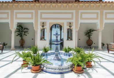 Casa Padrino Luxus Jugendstil Springbrunnen Weiß / Blau 300 x 300 x H. 155 cm - Handg