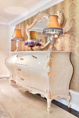 Casa Padrino Luxus Barock Kommode mit Wandspiegel Creme / Gold - Handgefertigter Mass