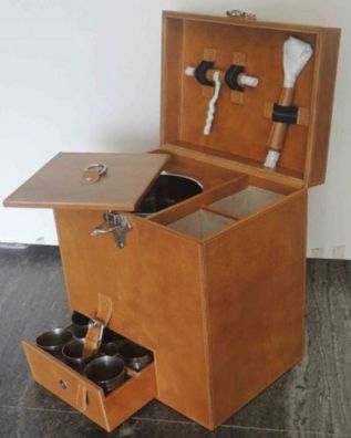 Casa Padrino Luxus Echtleder Minibar / Kofferbar mit Zubehör 32 x 23 x H. 36 cm - Lux