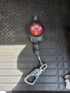 MAS Höhensicherungsgerät EN 360 2,1 kg verzinktes Stahlseil 4,5 m (35) DK