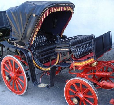 Casa Padrino Barock Pferdekutsche Schwarz / Rot / Gold - Prunkvolle Kutsche im Barock