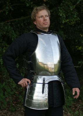 Harnisch mit Beintaschen, 16. Jh., 1,6mm Stahl