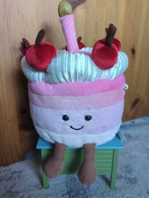 BNWOT Jellycat Pink Birthday Cake Plush Soft Cuddly Toy