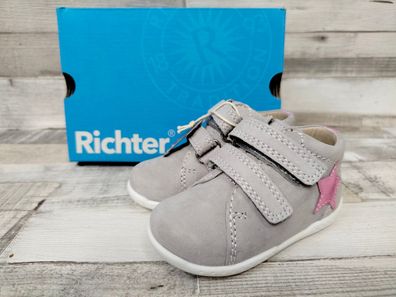 Richter Mädchen Kletthalbschuh grau mit pinkem Stern