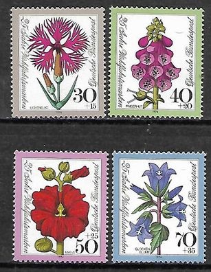 BRD postfrisch Michel-Nummer 818-821