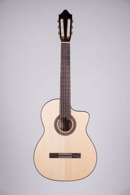 Duke Flamenco Cut