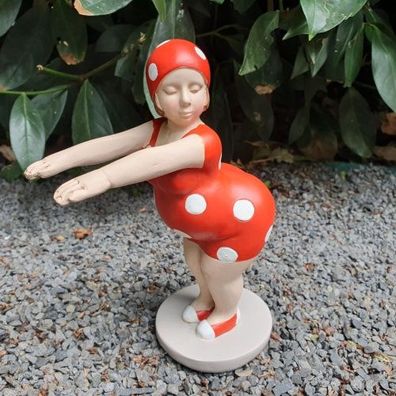 Gartenfigur stehende Badenixe Figur in der hocke 17 cm rot