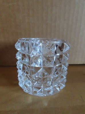 Teelichthalter Glas klar mir aufgesetzten Pyramiden stachlig ca. 6,9 cm H