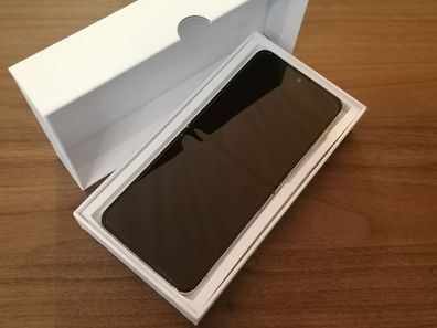 Samsung Galaxy Z Flip4 5G Dual-SIM 128GB Pink Gold 3 Jahre Gewährleistung