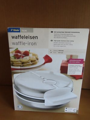 Waffeleisen Herzwaffel-Maker Antihaftbeschichtung 1000W weiß/silbern Tchibo TCM