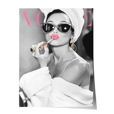 Poster Leinwandbild Audrey Hepburn VOGUE cover Badezimmer Deko schwarz weiß Mode Bild
