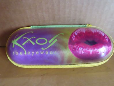 Brillenetui Brillenschale grün mit Mund Motiv Reißverschluß Kxos the eyewear