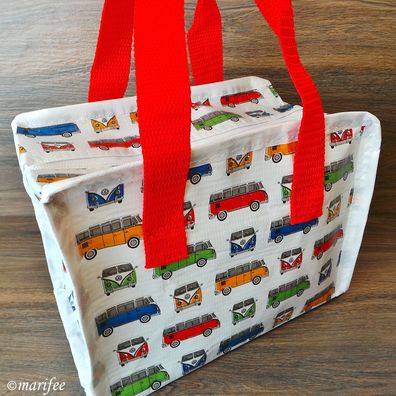 VW-Bully-Lunchbox aus recycelten Plastikflaschen? Art.-Nr. 12361