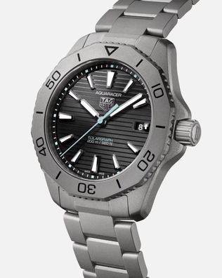 Tag Heuer - WBP1180. bf0000 - Tag Heuer Aquaracer Professional 200 Solargraph