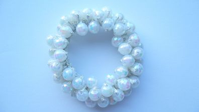 Haargummi Haarschmuck Haarband aus Perlen für Damen Mädchen (Art. Nr. k1 20)