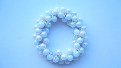Haargummi Haarschmuck Haarband aus Perlen für Damen Mädchen (Art. Nr. k1 25)