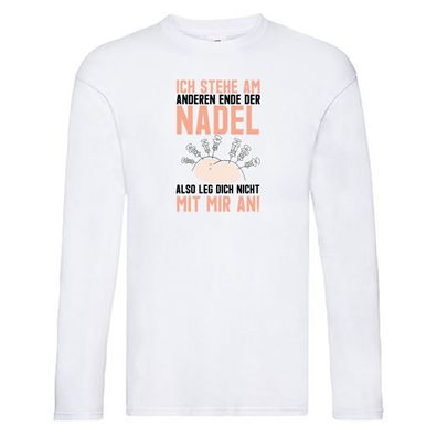 Anderes Ende der Nadel | Krankenschwester | Spritze | Arzt Long Sleeve Weiß