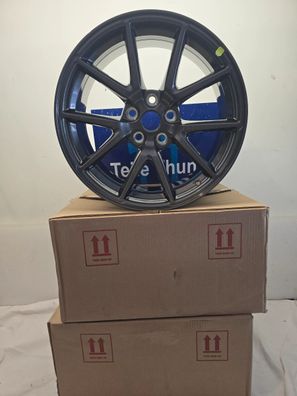 1x Tesla 18 Zoll 8.5J ET40 Alu Felge 104426100A * NEU*