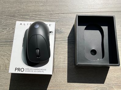 Alienware Pro Gaming Mouse â€?drk side of the moon