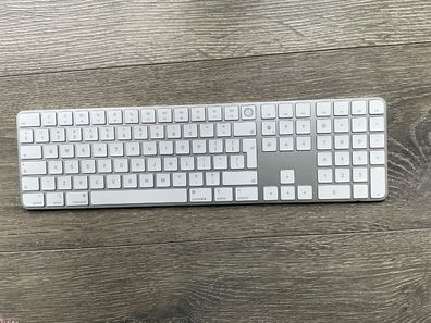 AppleMagic Keyboard mit Ziffernblock und touch ID, QWERTY