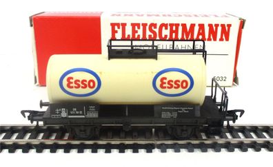 Spur H0 Fleischmann 5032 Tankwagen ESSO OVP (3398k)