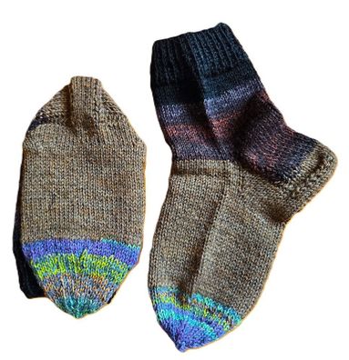 1 Paar handgestrickte Cashmer-Socken Größe 30/31 - braungrau