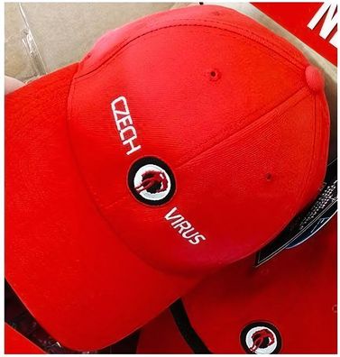 Czech Virus Hut Kappe Flexfit High Performance Red FCZV018