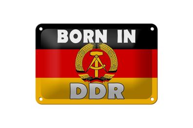 Blechschild 18 x 12 cm Nostalgie Born in DDR (Fahne)