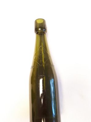 Alte Glasflasche W.B.E.F Schutzmarke