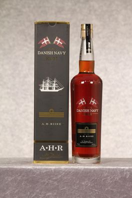 A. H. Riise Royal Danish Navy Rum 40% 0,7 ltr