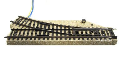Märklin H0 5202 M-Gleis Elektr. Weiche rechts kleine Laternen (Z150)