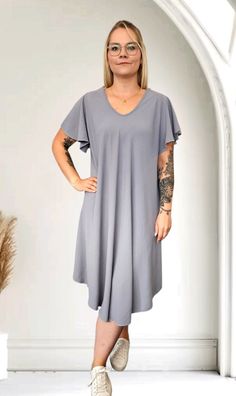 Italy Viskosekleid Sommerkleid Kleid Midi Flügelarm Kurzarm A-Linie Grau