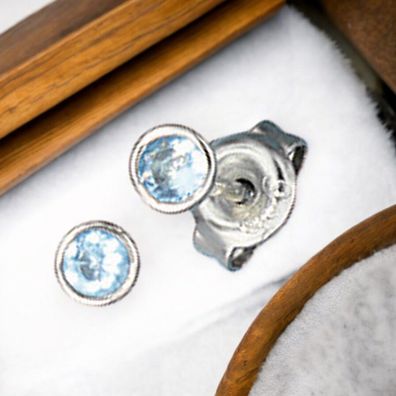 Ohrstecker rund 925 Sterling Silber rhodiniert 2 Zirkonia hellblau blau Ohrringe