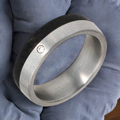 Partner Ring Edelstahl matt mit Carbon 1 Diamant Brillant