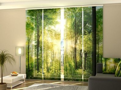Fotogardine 1-4 tlg. "Lange Sonnenstrahlen im Wald" Schiebegardine mit Naturmotiv