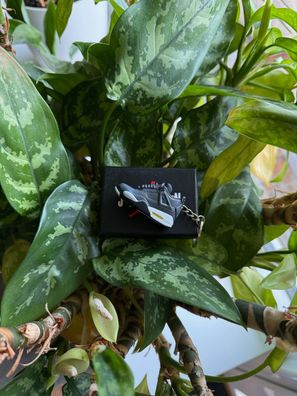 AJ4 Cool Grey Mini Sneaker 3D Schlüsselanhänger Schuh Keychain