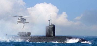 Hobby Boss 1:350 83531 USS Greeneville SSN-772
