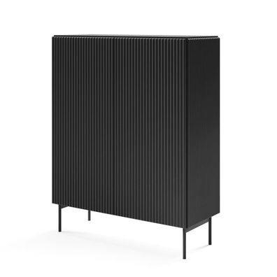 BETTSO Schwarze Kommode TUTTI hoch 123 cm - push-to-open, geriffelte Details
