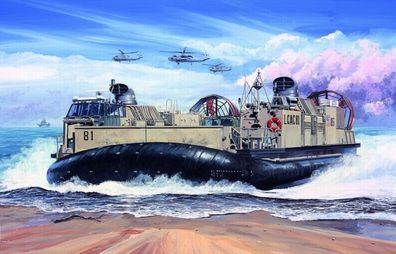 Trumpeter 1:72 7302 USMC Landing Craft Air Cushion (LCAC)