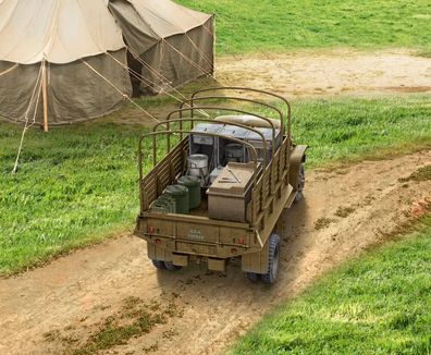 ICM 1:35 35587 WWII US Army Kitchen Truck - NEU