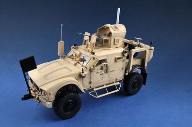 Trumpeter 1:72 7413 US M1240 M-ATV MRAP