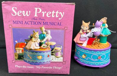 Enesco Sew Pretty / My Favorite Things Mini Action Musical Musik-Spieluhr NEU!