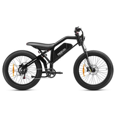 E-Mountainbike mit 26 Zoll Fette Reifen Off-Road MEELOD XT600 E-Bike 48V 18Ah Akku