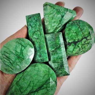 6 Stück große Natur Smaragde ca. 1100 Carat Gesamt (S2307251)
