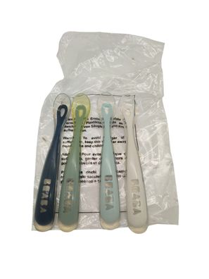 BÉABA Baby Löffel 4er-Set Silikonlöffel Fütterlöffel Erste Mahlzeit