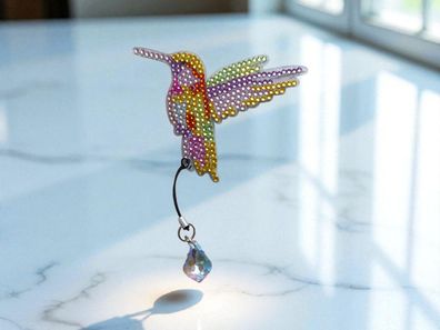 Handgefertigtes Lesezeichen mit Kolibri - verziert mit funkelnden Strasssteinen