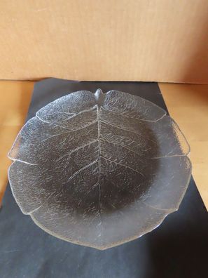 Glasschale Gebäckschale Teller Glas mit Relief Blattform ca. 24 cm Ø/ Arcoroc