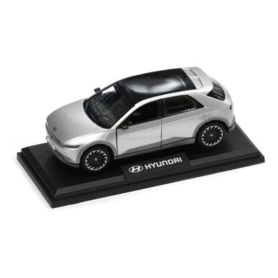 Original Hyundai IONIQ 5 Modellauto 1:38 Miniatur gravity-gold GIG70AZ110GM