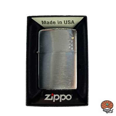 Zippo Benzin-Feuerzeug mit Zippo Schriftzug, unbefüllt